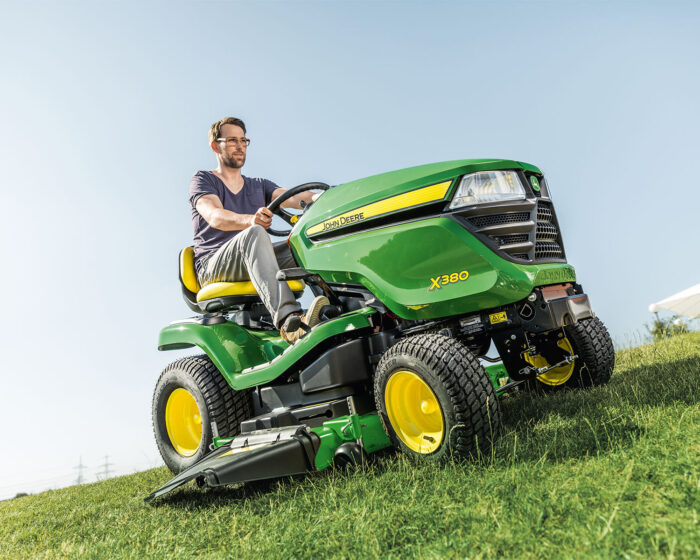 John Deere X380 Ride On Lawn Mower (Power Unit Only) - Image 3
