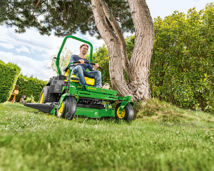 John Deere Z530M Side Discharge 48" Zero-Turn Lawn Mower - Image 5
