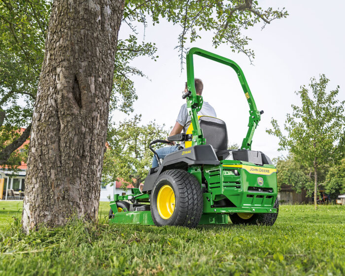John Deere Z515E Side Discharge 48" Zero-Turn Lawn Mower - Image 5