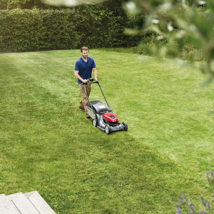 Honda HRX476 XB Cordless Lawnmower - Image 5