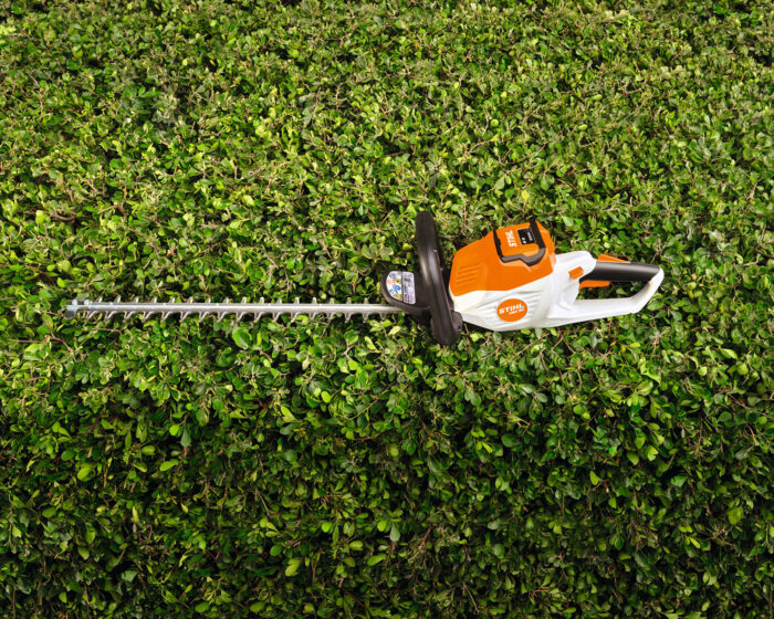 STIHL HSA50 Cordless Hedgetrimmer Set - Image 4
