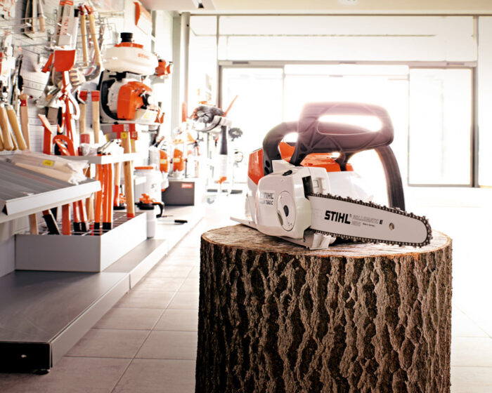 Stihl MSA160C-B Cordless Chainsaw - Image 5