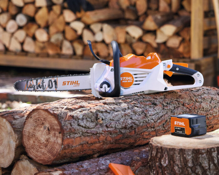 STIHL MSA80C-B Cordless Chainsaw - Image 4