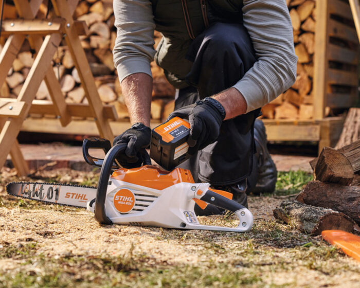 STIHL MSA80C-B Cordless Chainsaw - Image 8