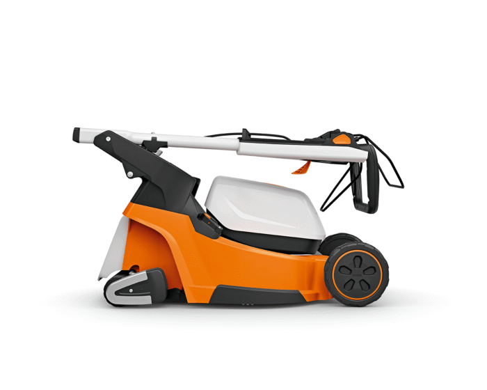 STIHL RMA448 RV Cordless Lawnmower Set - Image 11