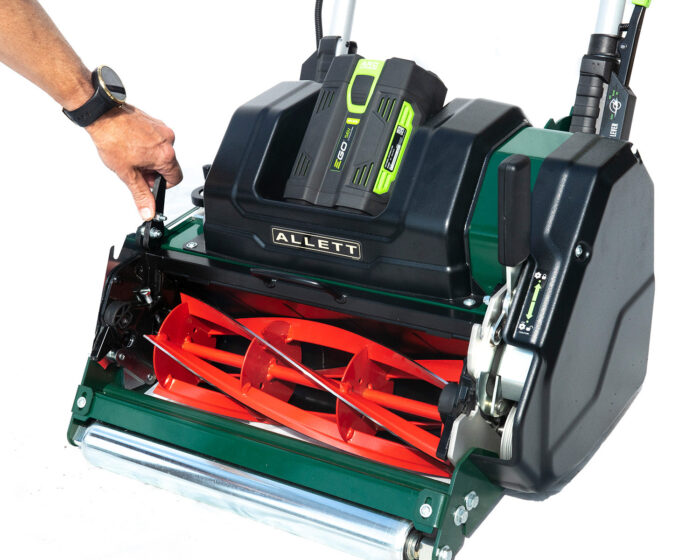 Allett Stirling 51 Cordless Lawnmower - Image 5