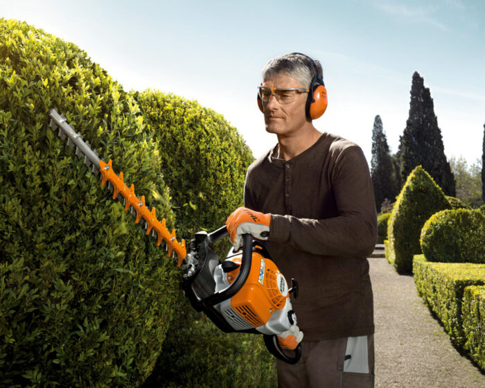 Stihl HS82T-30 Hedgetrimmer - Image 2